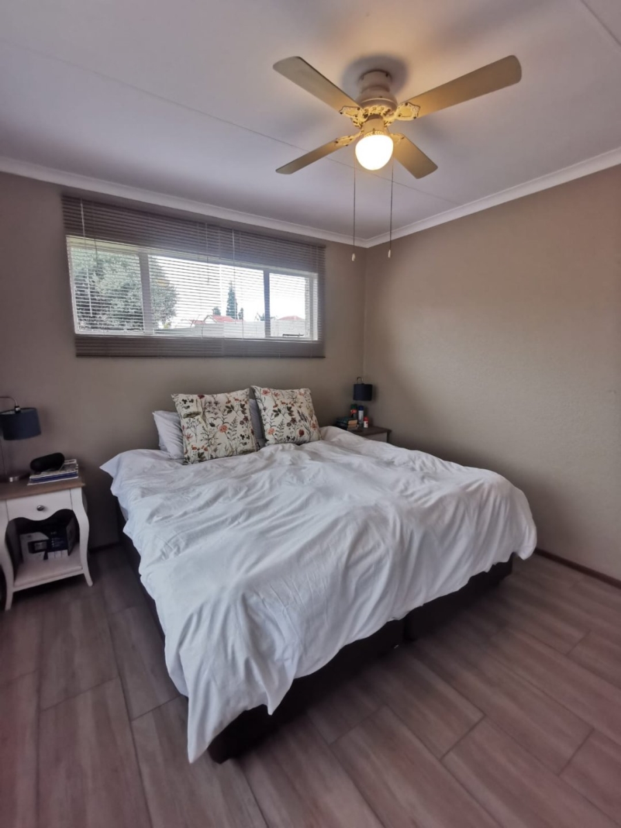 2 Bedroom Property for Sale in Eden Glen Gauteng