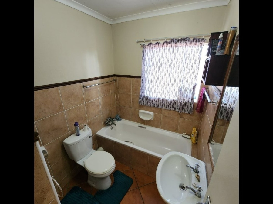2 Bedroom Property for Sale in Eco Park Gauteng