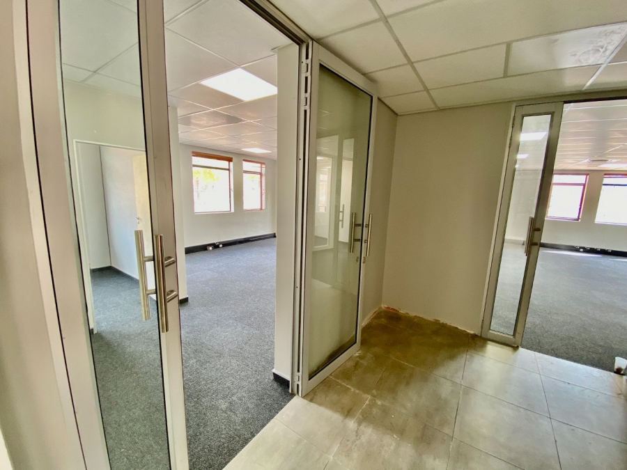 To Let Commercial Property for Rent in Faerie Glen Gauteng