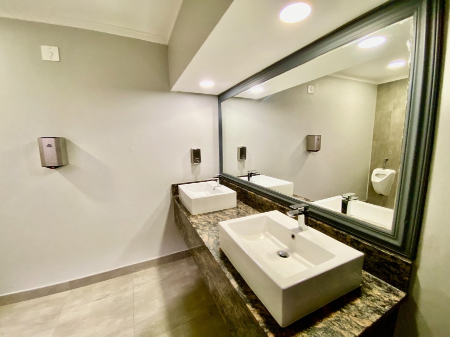 To Let Commercial Property for Rent in Faerie Glen Gauteng