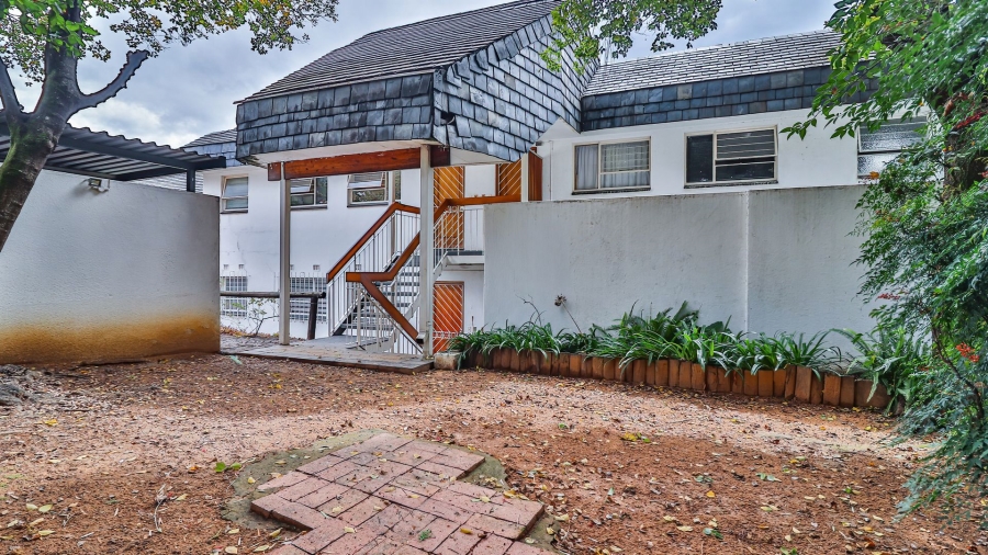 1 Bedroom Property for Sale in Corlett Gardens Gauteng