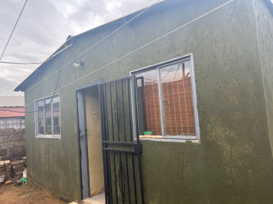  Bedroom Property for Sale in Thulani Gauteng