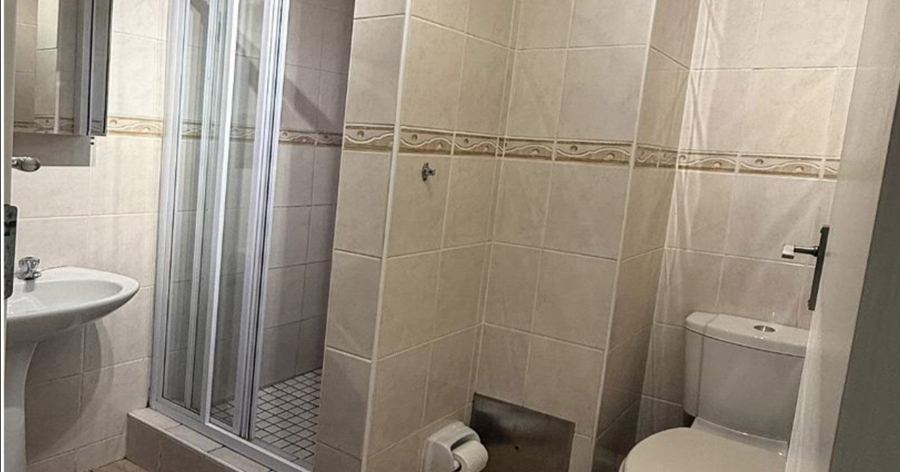 1 Bedroom Property for Sale in Hillcrest Gauteng
