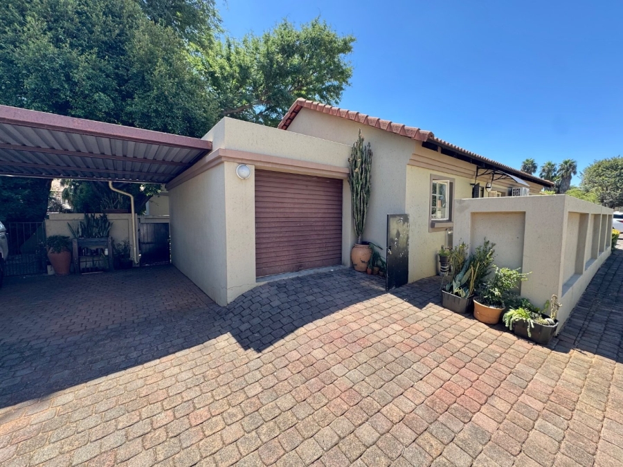 2 Bedroom Property for Sale in Annlin Gauteng