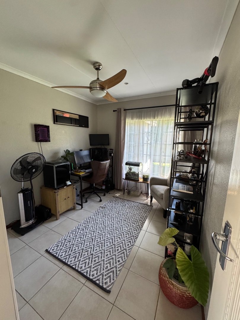 2 Bedroom Property for Sale in Annlin Gauteng