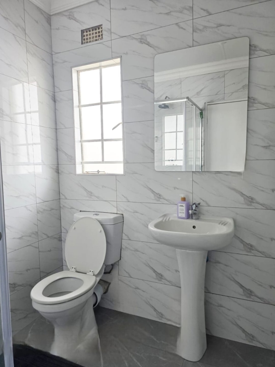 3 Bedroom Property for Sale in Blue Hills AH Gauteng
