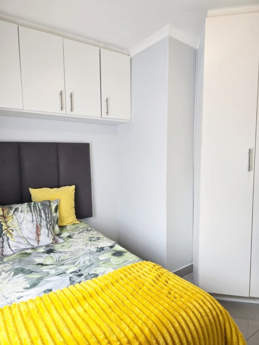 3 Bedroom Property for Sale in Blue Hills AH Gauteng