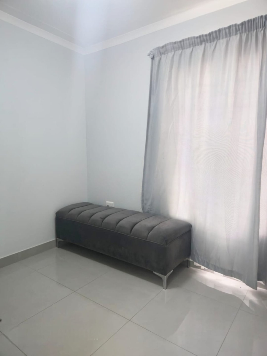 3 Bedroom Property for Sale in Blue Hills AH Gauteng