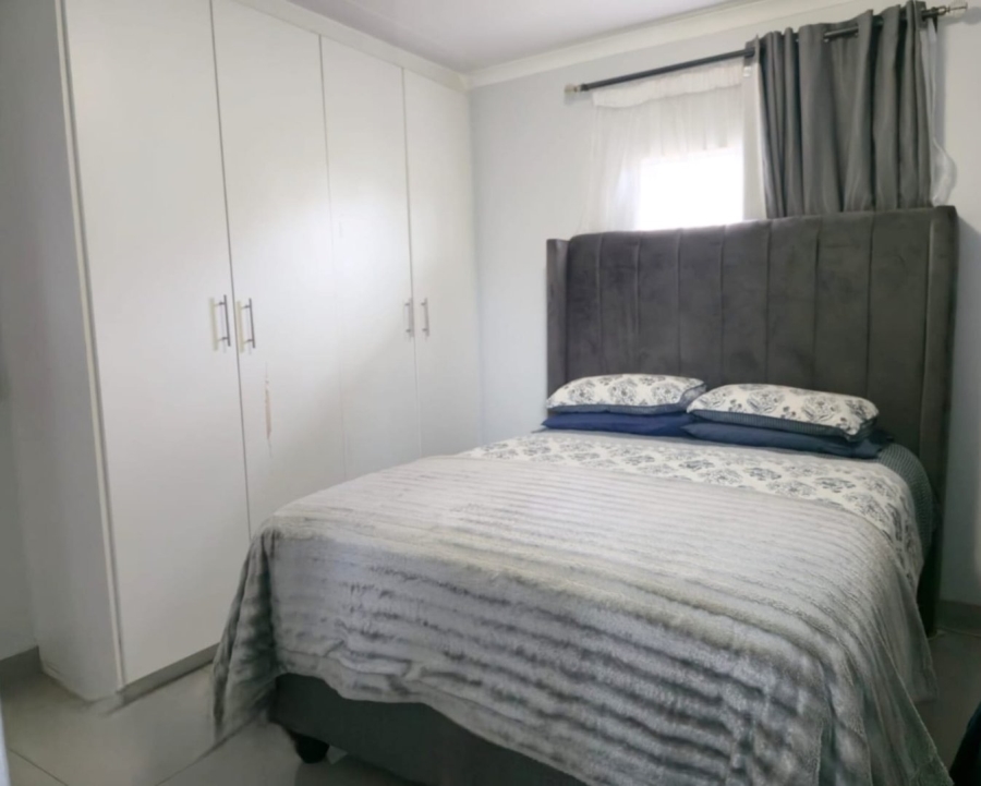 3 Bedroom Property for Sale in Blue Hills AH Gauteng