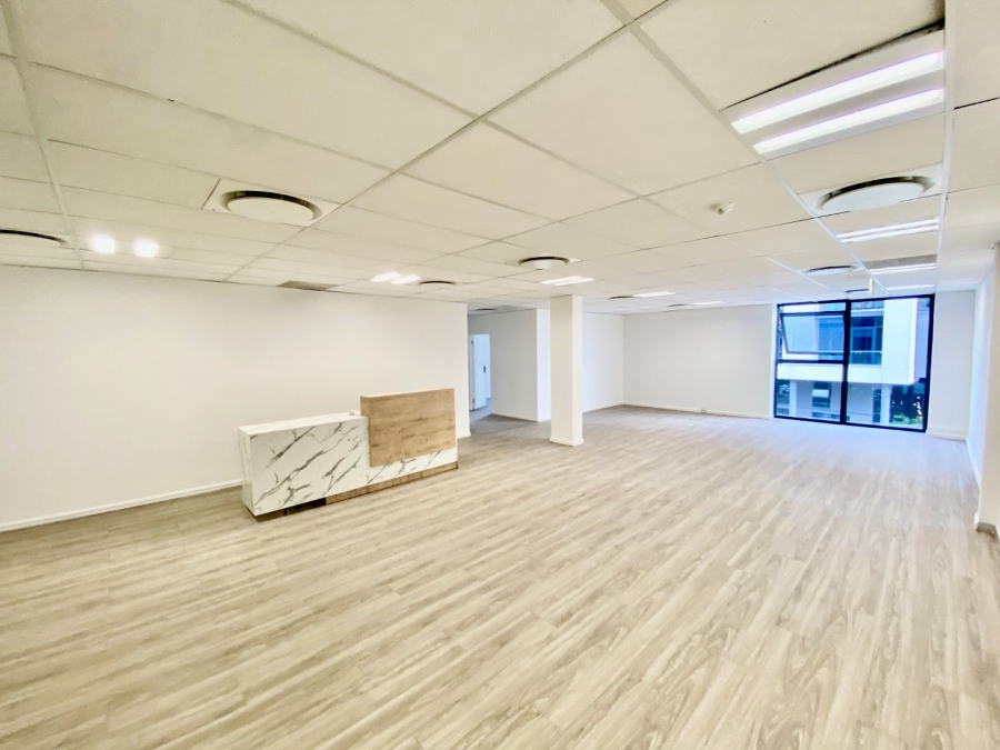 To Let Commercial Property for Rent in Vorna Valley Gauteng