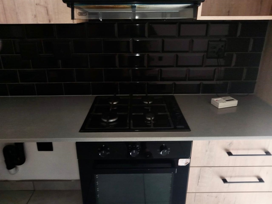2 Bedroom Property for Sale in Orlando Gauteng
