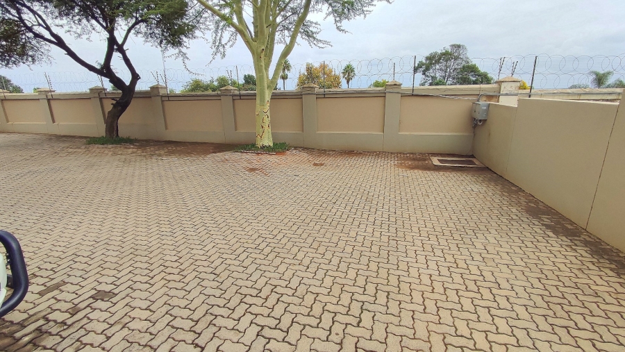 Commercial Property for Sale in Rietvalleirand Gauteng
