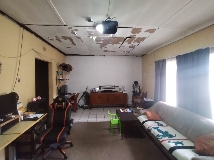 3 Bedroom Property for Sale in Vanderbijlpark SW 5 Gauteng