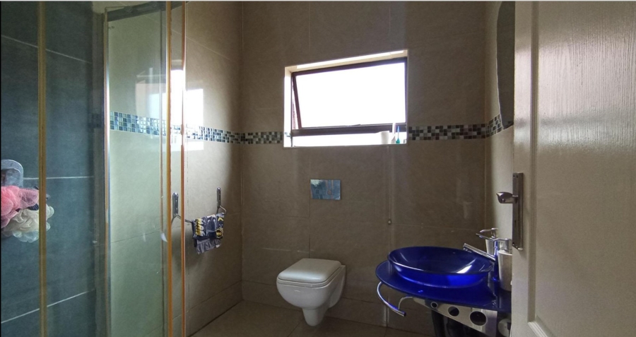 5 Bedroom Property for Sale in Magaliesberg Country Estate Gauteng