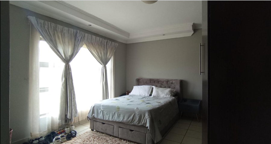 5 Bedroom Property for Sale in Magaliesberg Country Estate Gauteng