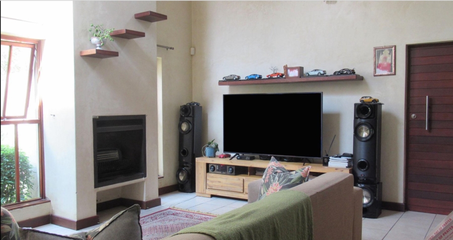  Bedroom Property for Sale in Fernridge Estate Gauteng