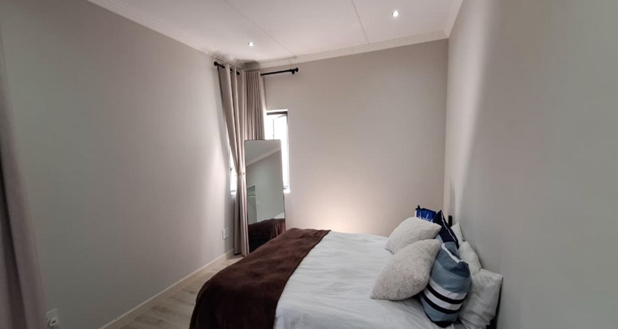 2 Bedroom Property for Sale in Bryanston Gauteng