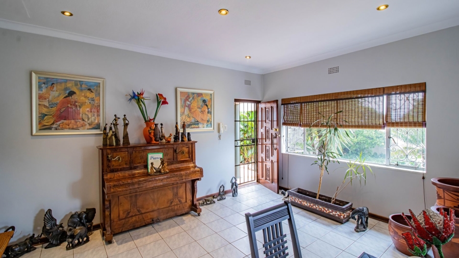 3 Bedroom Property for Sale in Linmeyer Gauteng