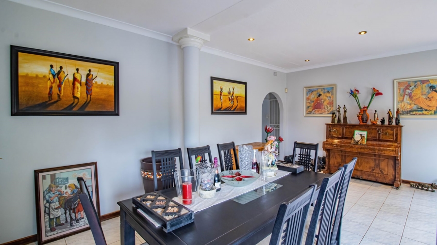 3 Bedroom Property for Sale in Linmeyer Gauteng