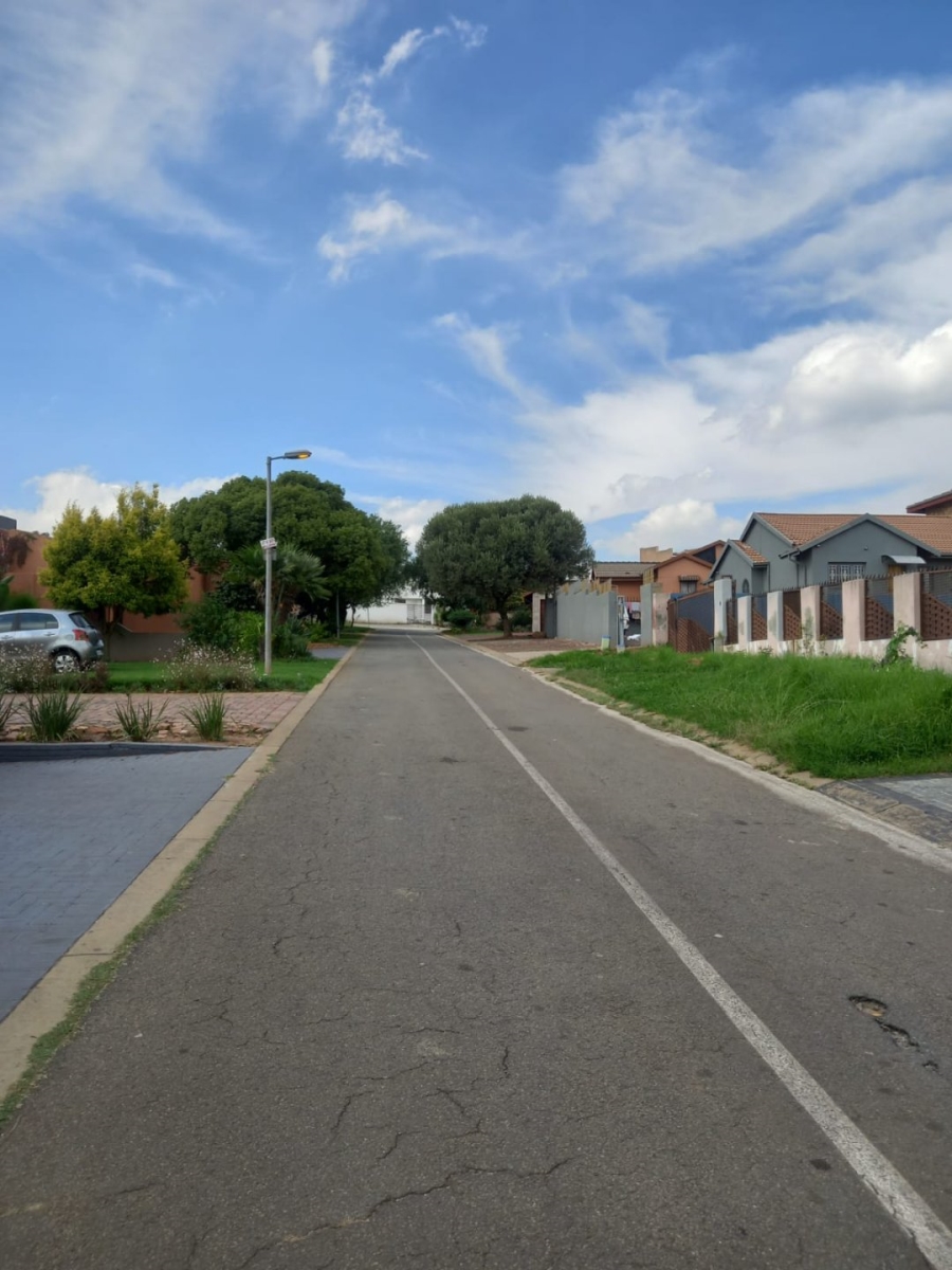 Commercial Property for Sale in Zakariyya Park Gauteng