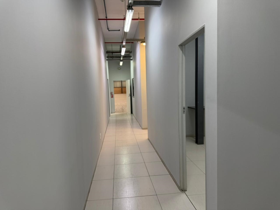  Bedroom Property for Sale in Gosforth Park Gauteng