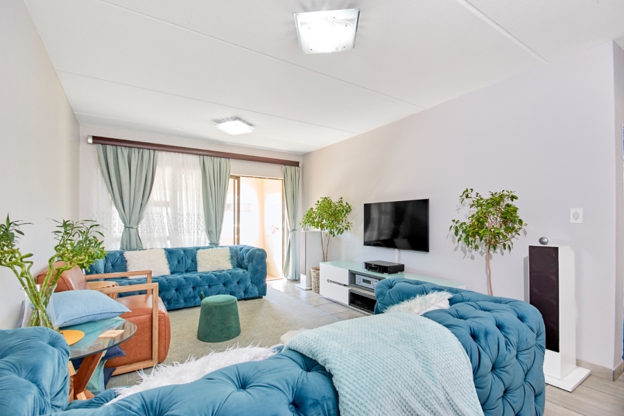 2 Bedroom Property for Sale in Vorna Valley Gauteng