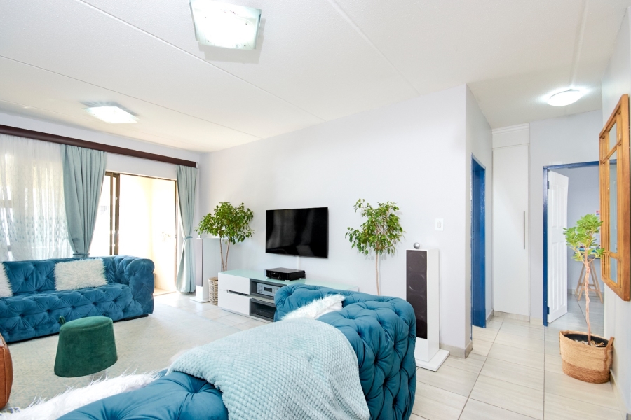 2 Bedroom Property for Sale in Vorna Valley Gauteng