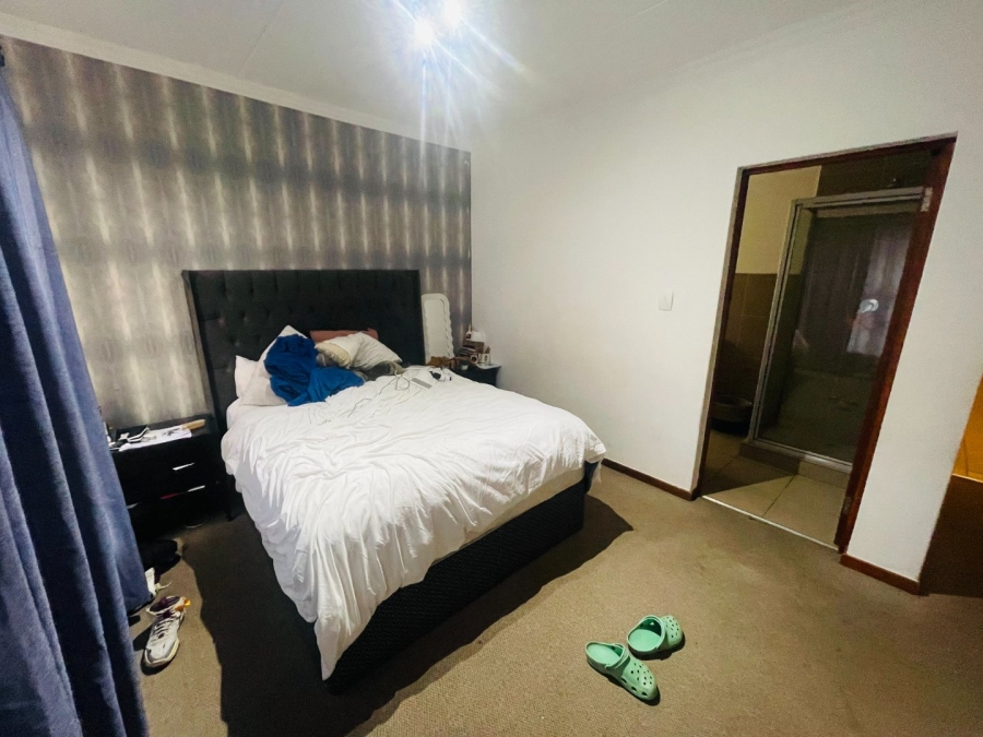 3 Bedroom Property for Sale in Summerset Gauteng