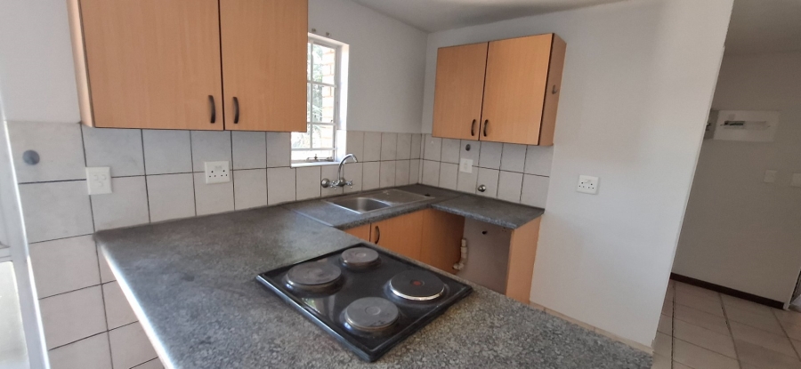 1 Bedroom Property for Sale in Riviera Gauteng