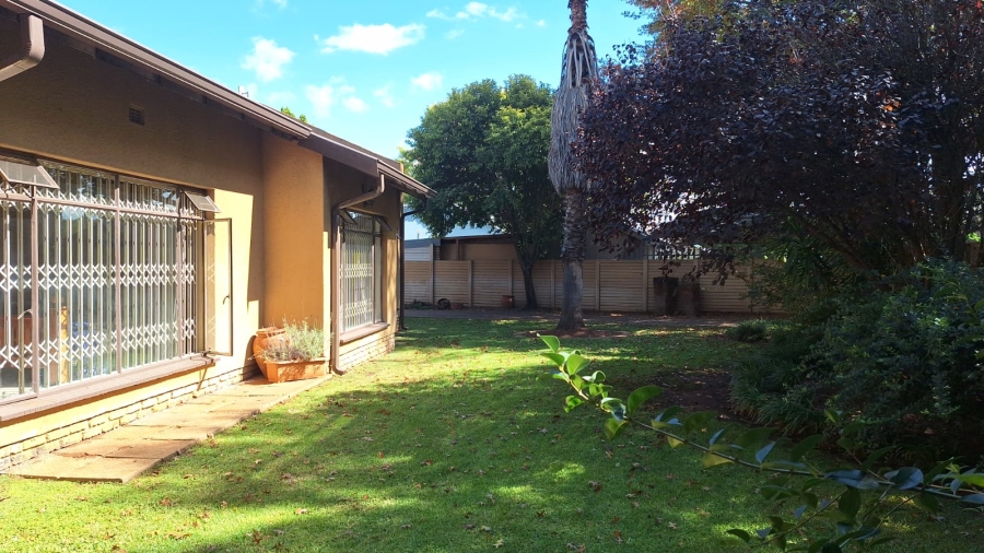 4 Bedroom Property for Sale in Meyerton Central Gauteng