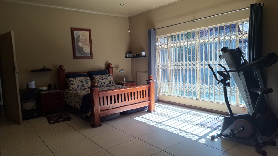 4 Bedroom Property for Sale in Meyerton Central Gauteng