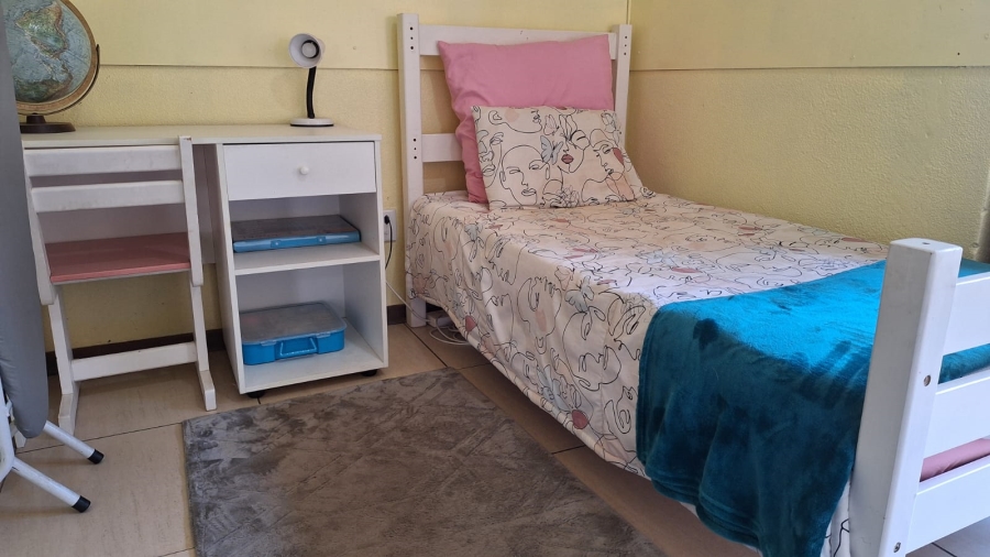 4 Bedroom Property for Sale in Meyerton Central Gauteng