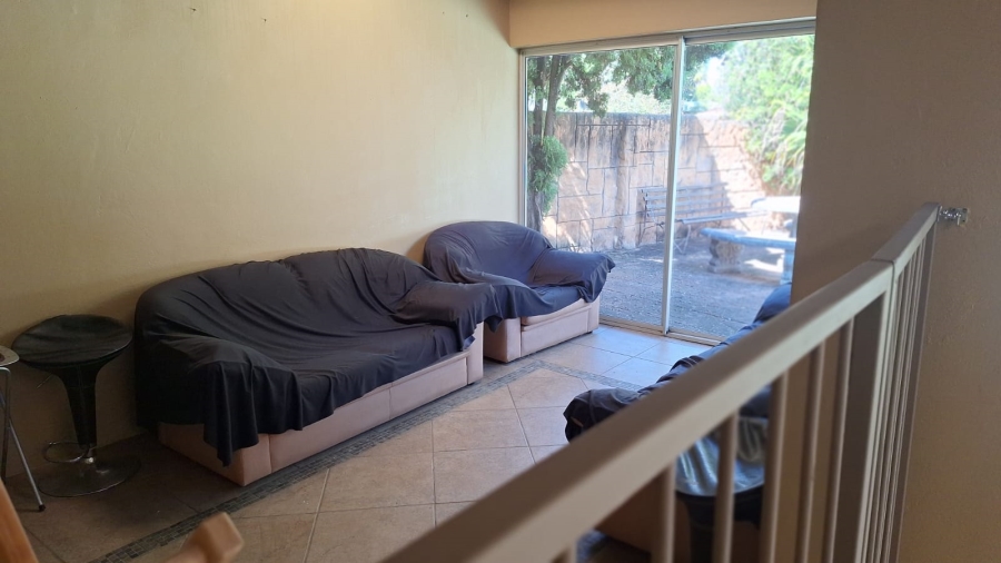 4 Bedroom Property for Sale in Meyerton Central Gauteng