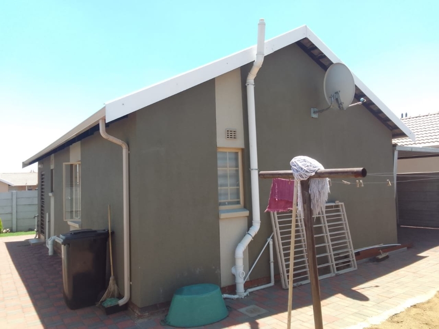 3 Bedroom Property for Sale in Sky City Gauteng