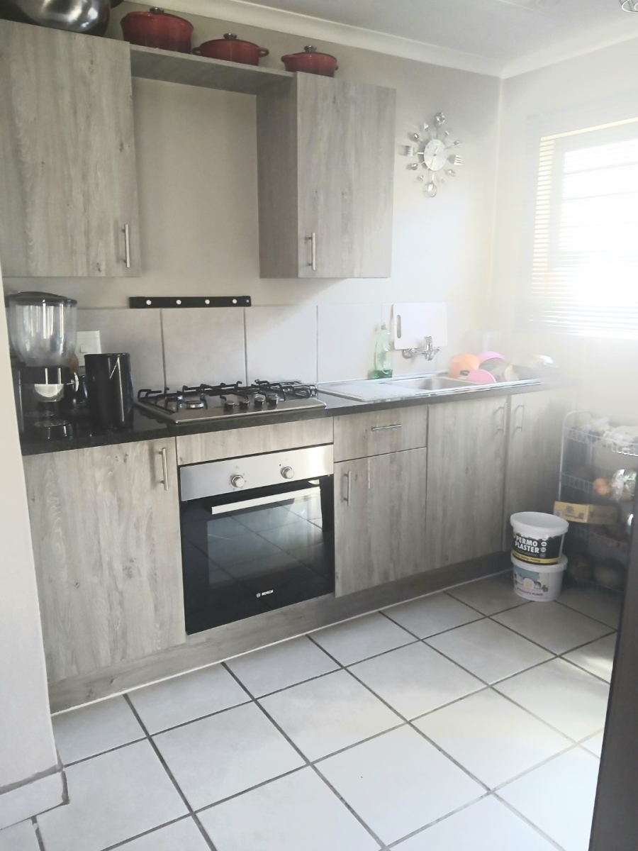 3 Bedroom Property for Sale in Noordwyk Gauteng