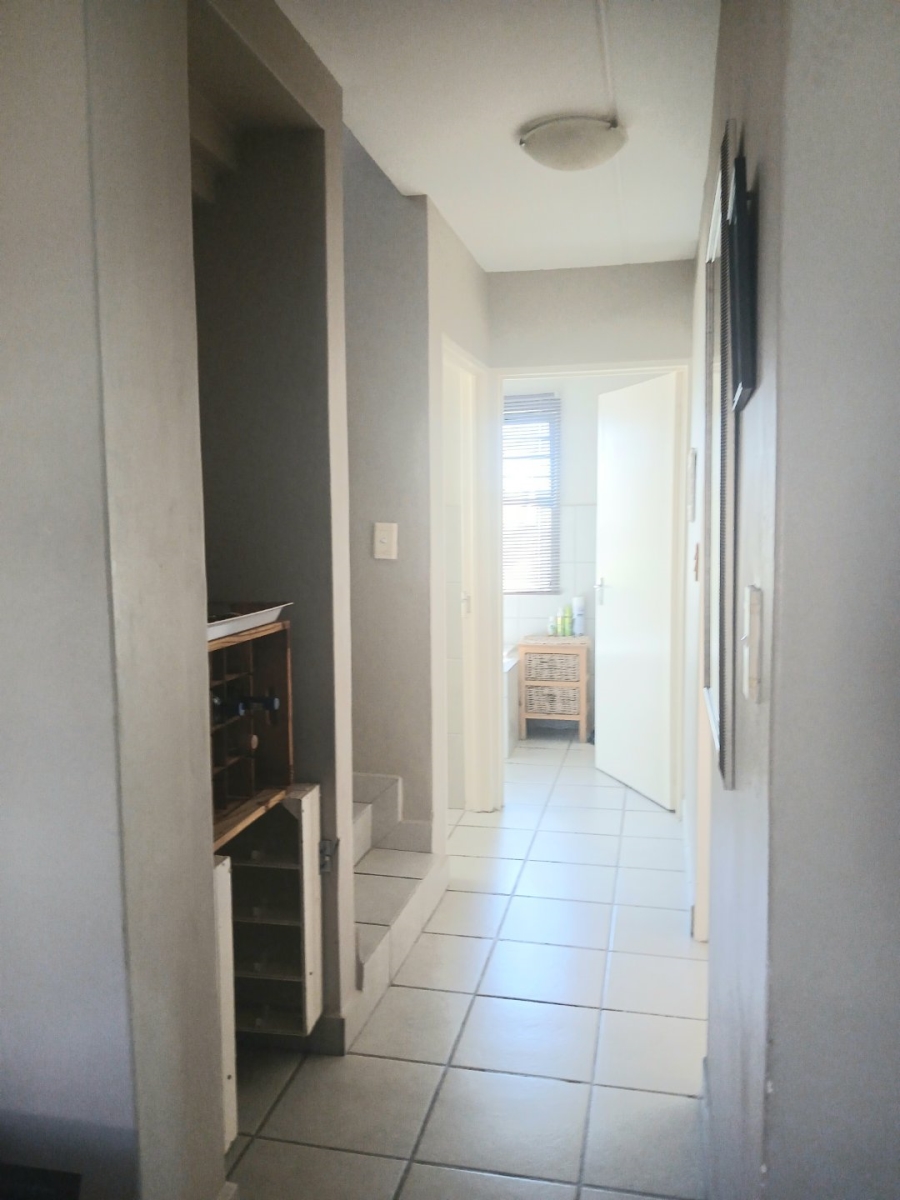 3 Bedroom Property for Sale in Noordwyk Gauteng