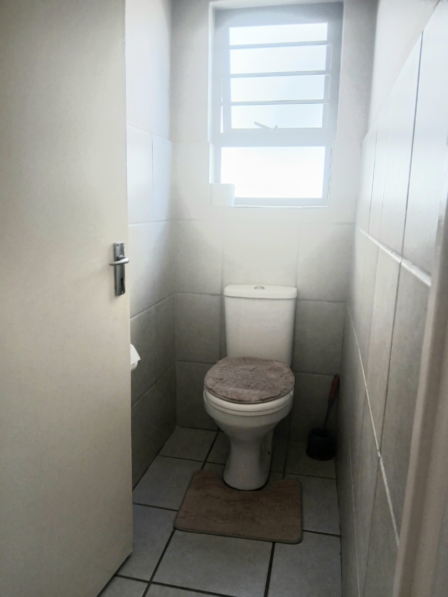 3 Bedroom Property for Sale in Noordwyk Gauteng