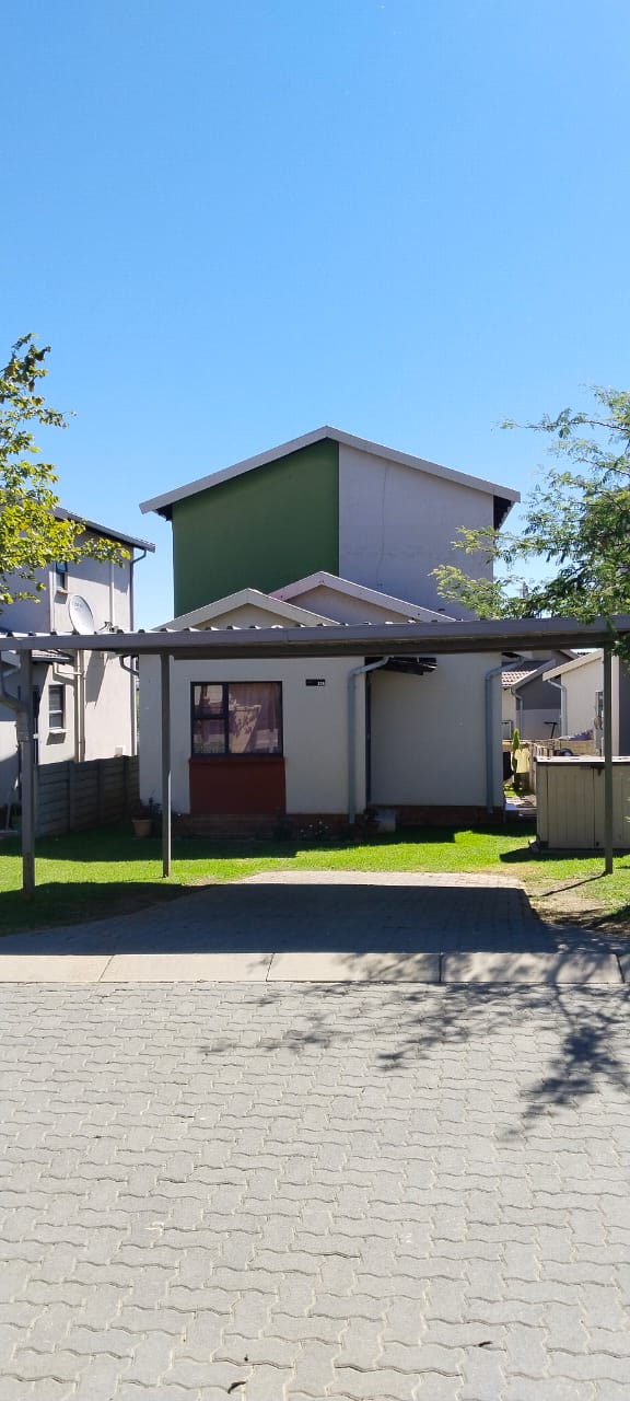 3 Bedroom Property for Sale in Noordwyk Gauteng