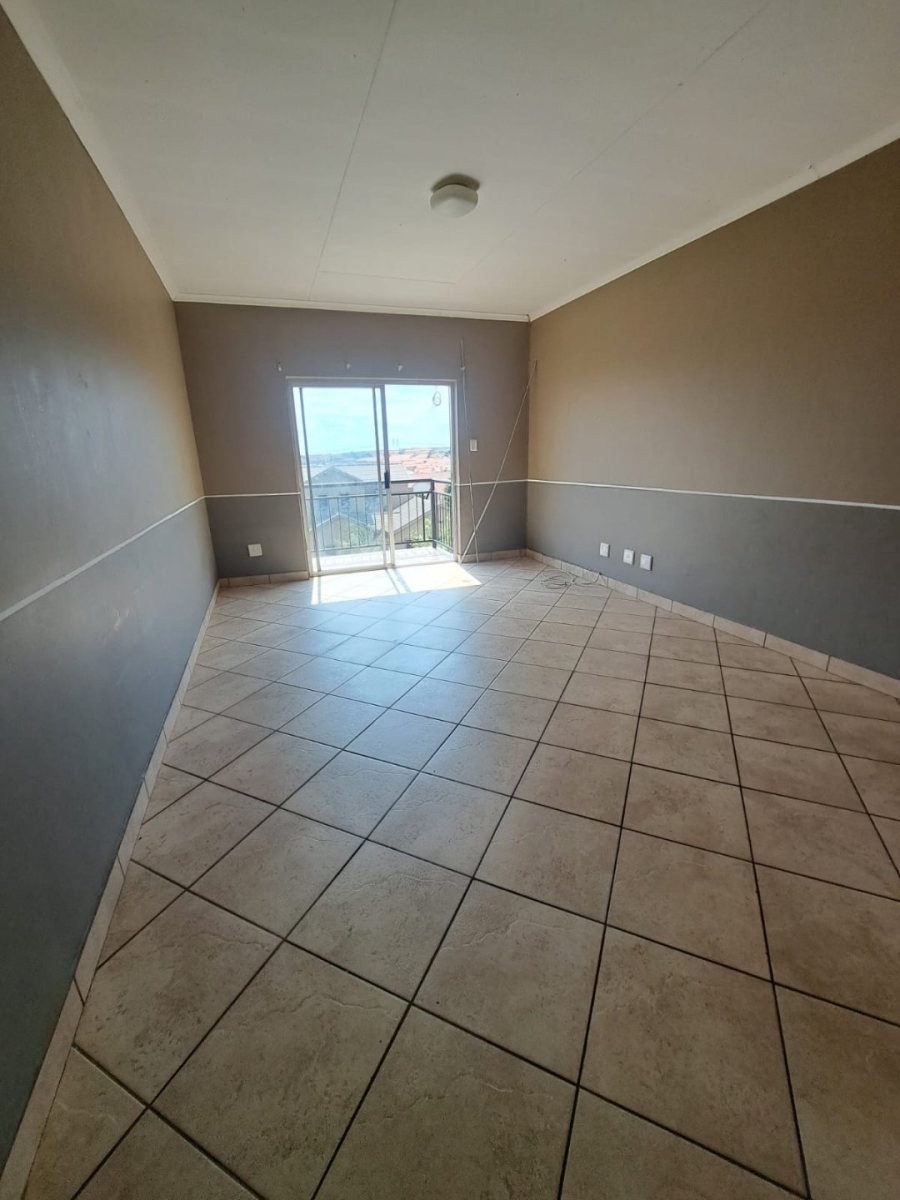 To Let 2 Bedroom Property for Rent in Rooihuiskraal North Gauteng