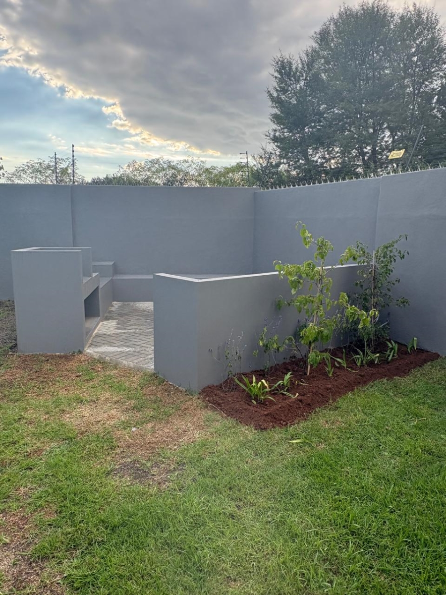 4 Bedroom Property for Sale in Pierre Van Ryneveld Gauteng