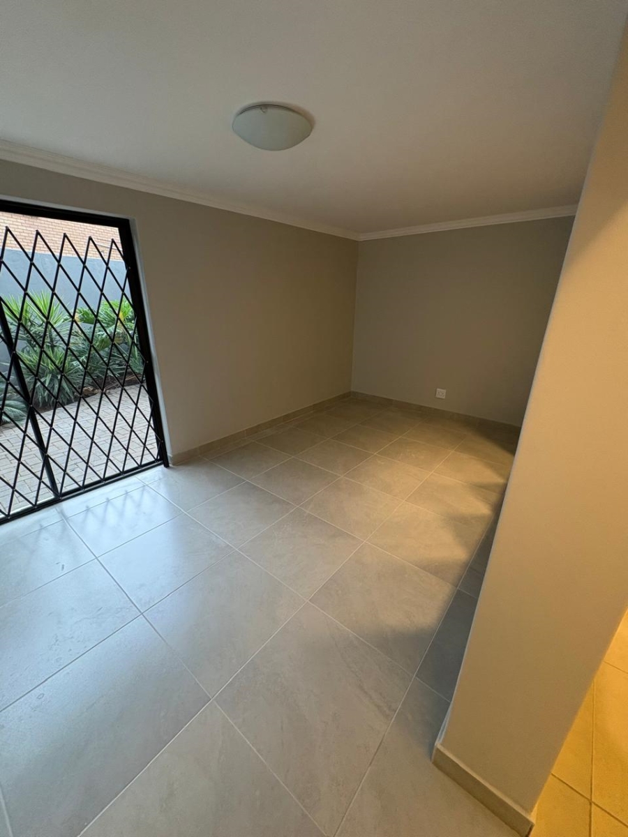 4 Bedroom Property for Sale in Pierre Van Ryneveld Gauteng