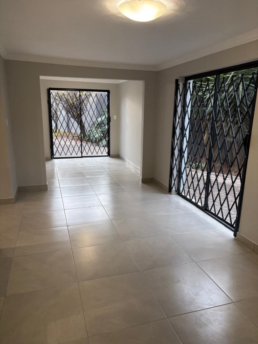 4 Bedroom Property for Sale in Pierre Van Ryneveld Gauteng
