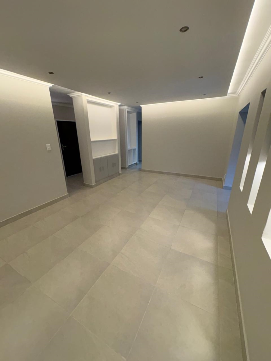 4 Bedroom Property for Sale in Pierre Van Ryneveld Gauteng