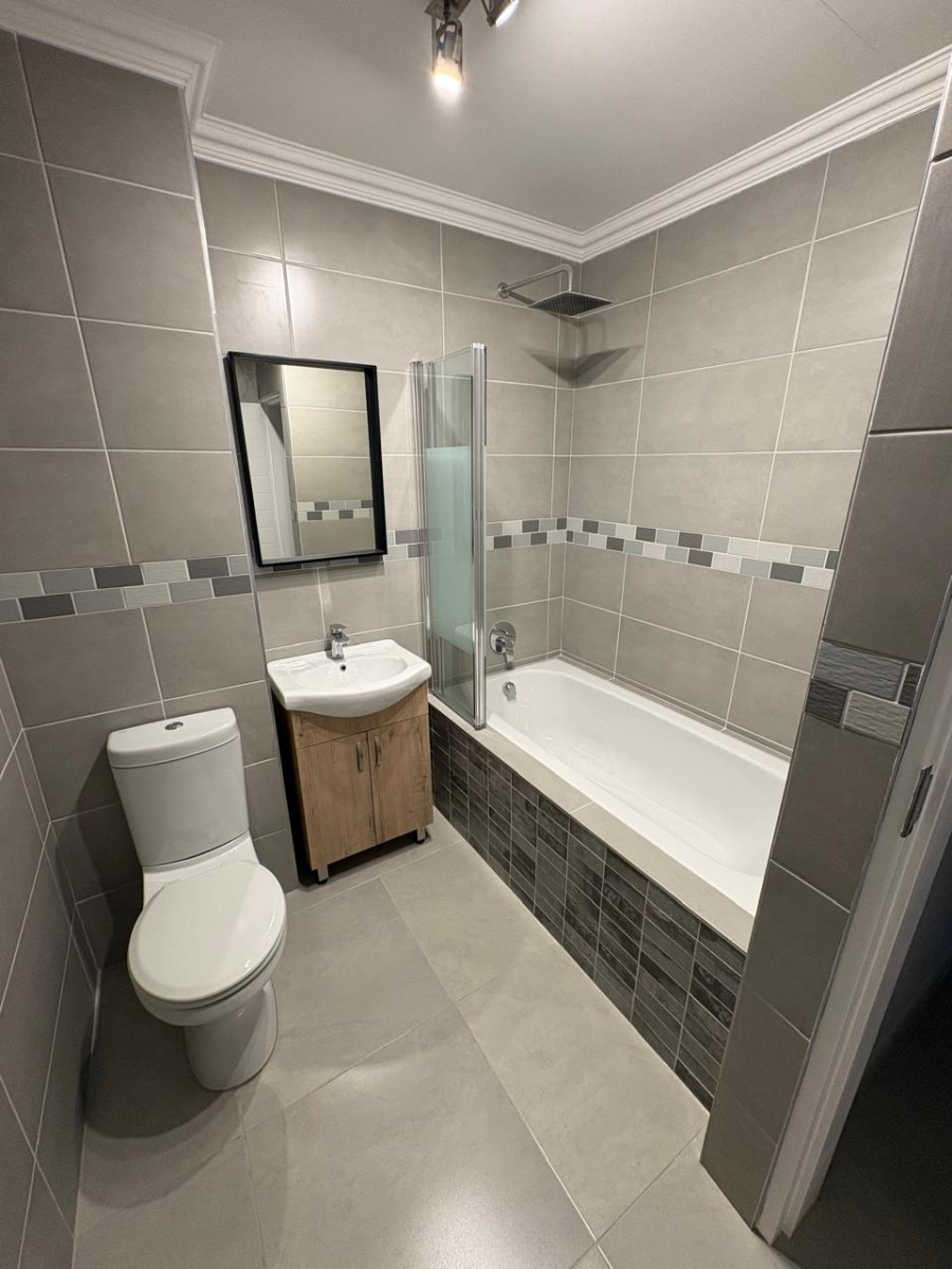 4 Bedroom Property for Sale in Pierre Van Ryneveld Gauteng