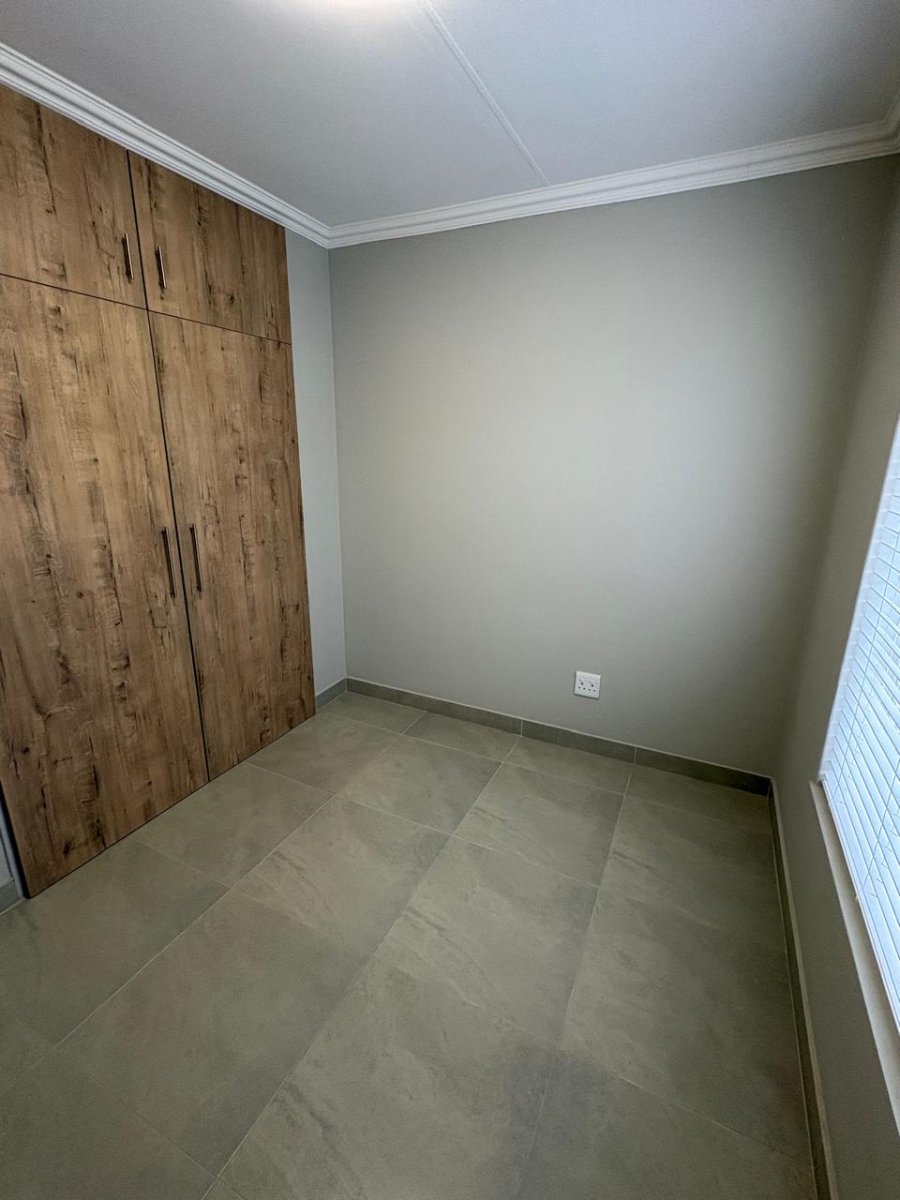 4 Bedroom Property for Sale in Pierre Van Ryneveld Gauteng
