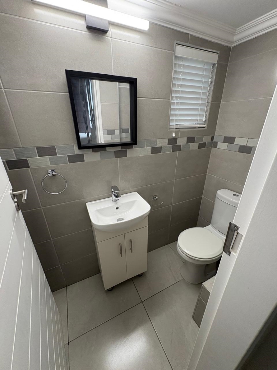 4 Bedroom Property for Sale in Pierre Van Ryneveld Gauteng