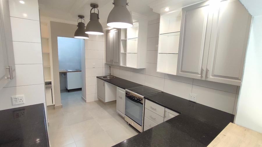4 Bedroom Property for Sale in Pierre Van Ryneveld Gauteng