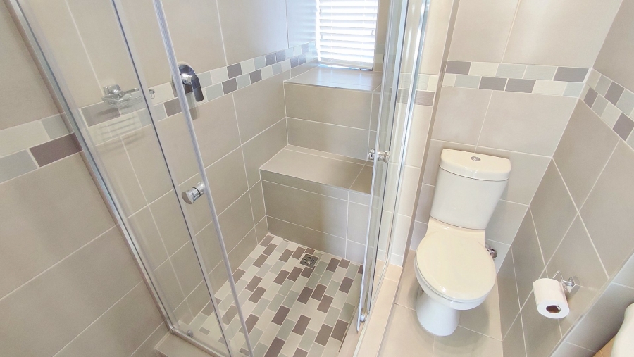 4 Bedroom Property for Sale in Pierre Van Ryneveld Gauteng