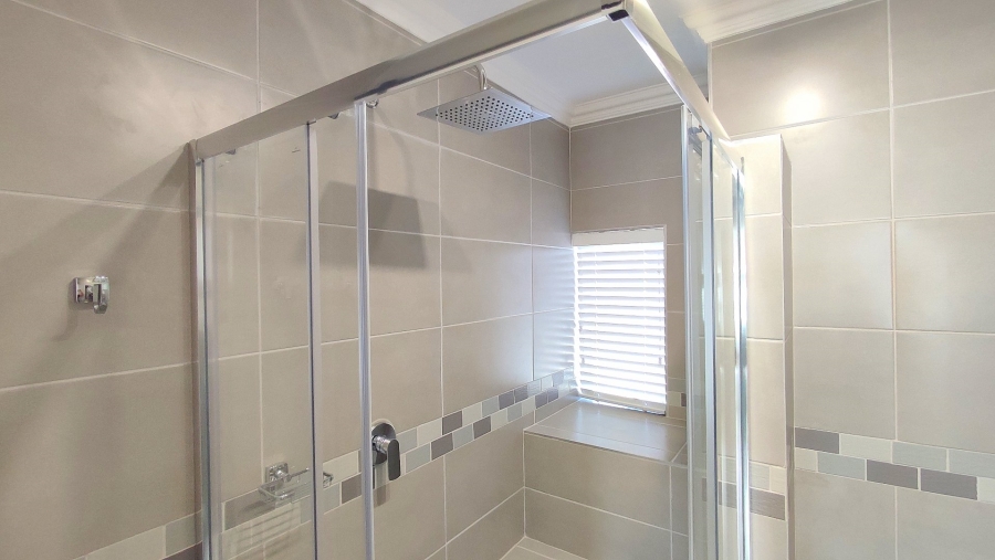 4 Bedroom Property for Sale in Pierre Van Ryneveld Gauteng
