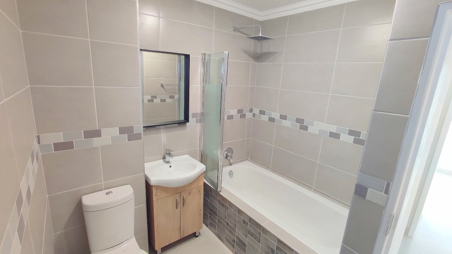 4 Bedroom Property for Sale in Pierre Van Ryneveld Gauteng